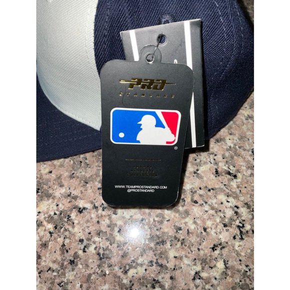 New York Yankees MLB‎ Tonal Logo SnapBack Ivory/Blue - Picture 5 of 11